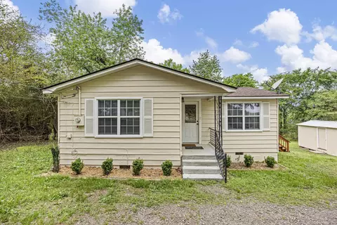805 Ray Rd, Clarksville, AR 72830