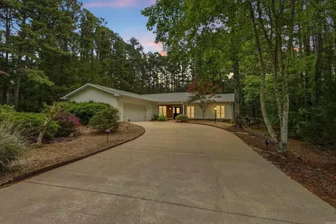 443 Mountain Ranch Dr, Fairfield Bay, AR 72088