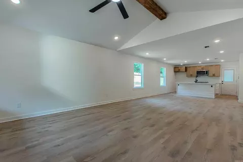 Living - 430 Main St, Bauxite, AR 72011 photo 4 of 8
