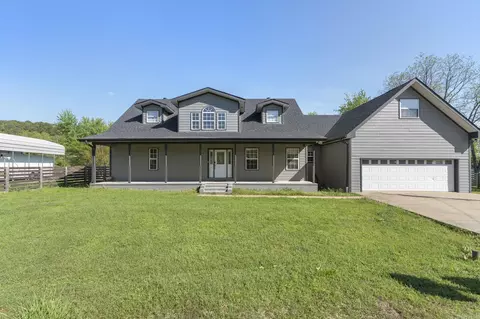 47 Lakeview Rd, Houston, AR 72070