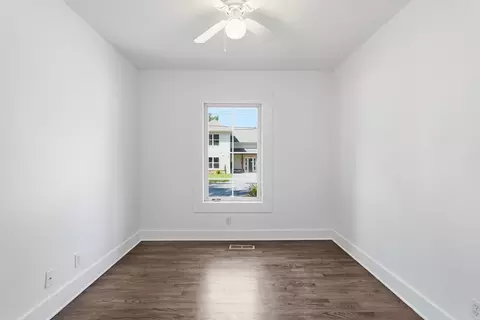 Bedroom - 1117 Weems St, Conway, AR 72034 photo 3 of 3