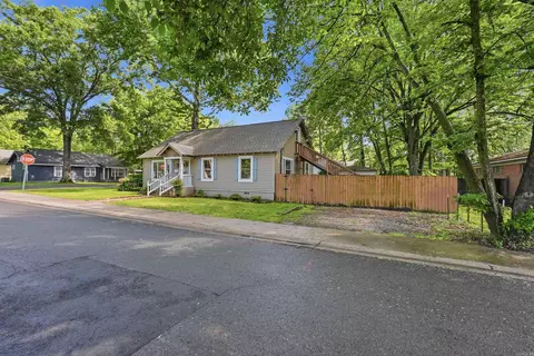 Exterior - 1117 Weems St, Conway, AR 72034 photo 4 of 8