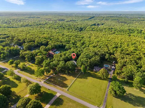 View/Area - 226 Edgewood Dr, Cabot, AR 72023 photo 2 of 4