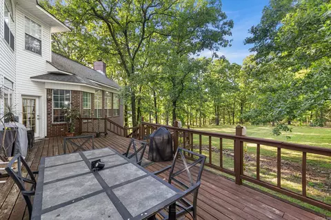 Exterior - 226 Edgewood Dr, Cabot, AR 72023 photo 3 of 12