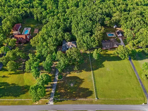 View/Area - 226 Edgewood Dr, Cabot, AR 72023 photo 1 of 4