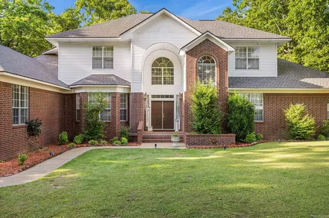 Exterior - 226 Edgewood Dr, Cabot, AR 72023 photo 2 of 12