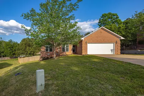 7 Manitoba Cv, Maumelle, AR 72113