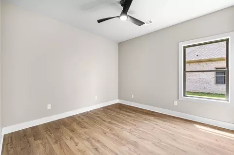 Bedroom - 744 Grand Valley Loop, Austin, AR 72007 photo 5 of 8