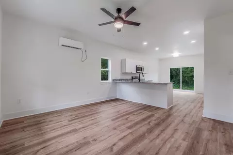Living - 37 Allen Cv, Ward, AR 72176 photo 1 of 5