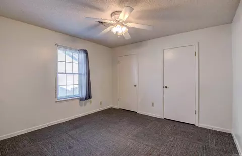 Bedroom - 6009 S Cedar St, Pine Bluff, AR 71603 photo 4 of 9