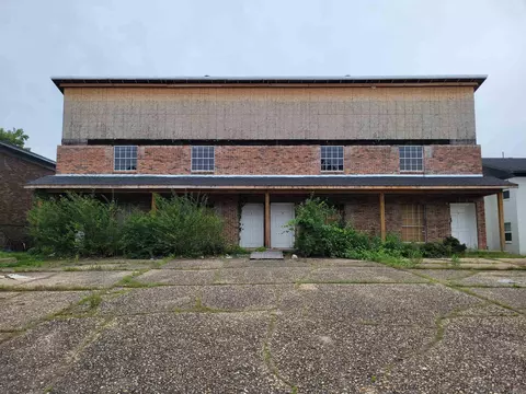 1806 Sanford Dr, Little Rock, AR 72227
