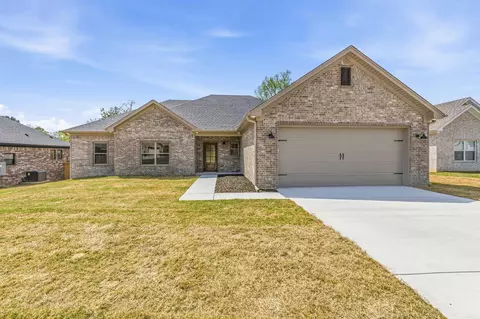 400 Forest Glen Cv, Jacksonville, AR 72076
