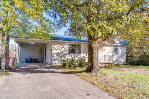 25 Fred Ln, Conway, AR 72032