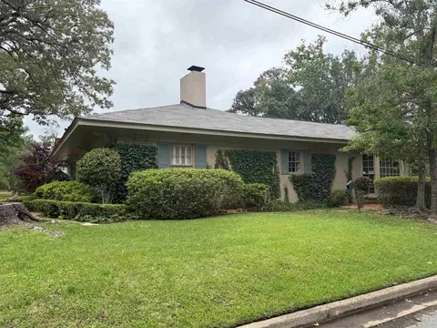 Exterior - 901 W 36th, Pine Bluff, AR 71603 photo 2 of 3