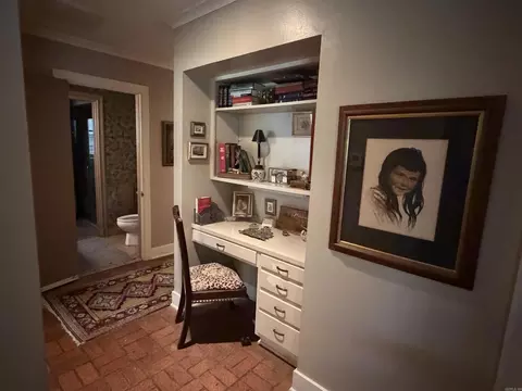 Entry Way - 901 W 36th, Pine Bluff, AR 71603 photo 2 of 3