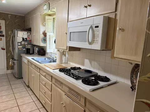 Kitchen - 901 W 36th, Pine Bluff, AR 71603 photo 1 of 1