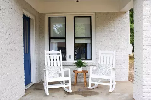 1716 Simms, Conway, AR 72032 photo 2