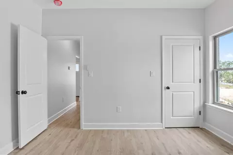 Bedroom - 514 Madeleine Cir, Austin, AR 72007 photo 5 of 10