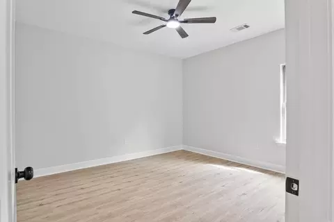 Bedroom - 514 Madeleine Cir, Austin, AR 72007 photo 6 of 10