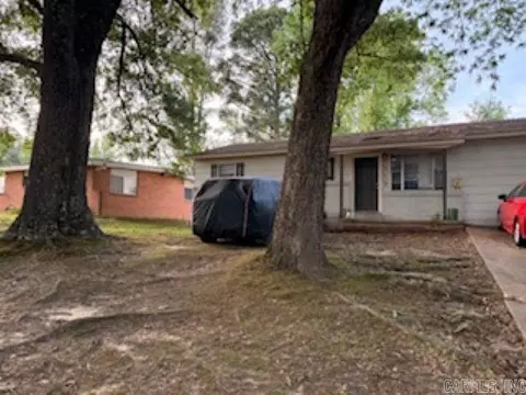 1512 Gregory St, Jacksonville, AR 72076