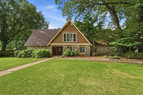 5 Bunker Hill St, Conway, AR 72034