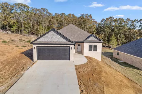 506 Madeleine Cir, Austin, AR 72007