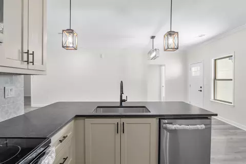 Kitchen - 506 Madeleine Cir, Austin, AR 72007 photo 3 of 3
