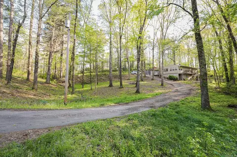 Exterior - 2215 Gwin Ln, Benton, AR 72019 photo 2 of 11