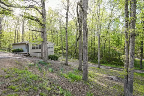 Exterior - 2215 Gwin Ln, Benton, AR 72019 photo 4 of 13