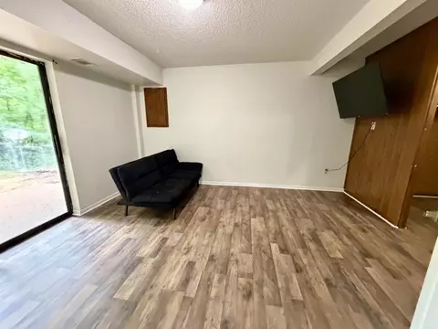 Living - 2215 Gwin Ln, Benton, AR 72019 photo 7 of 7