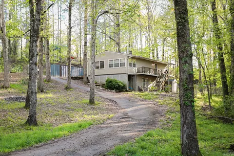 Exterior - 2215 Gwin Ln, Benton, AR 72019 photo 6 of 13