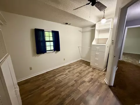 Bedroom - 2215 Gwin Ln, Benton, AR 72019 photo 4 of 7