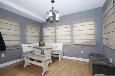 Dining - 2215 Gwin Ln, Benton, AR 72019 photo 1 of 1