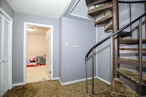 Entry Way - 2215 Gwin Ln, Benton, AR 72019 photo 3 of 5