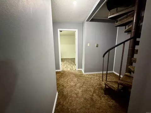 Entry Way - 2215 Gwin Ln, Benton, AR 72019 photo 5 of 6