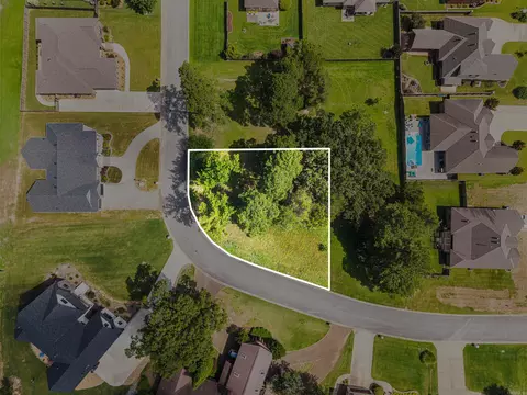 000 Valley Ct, Searcy, AR 72143