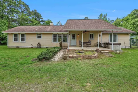 549 Oak Grove Rd, Caddo Gap, AR 71935