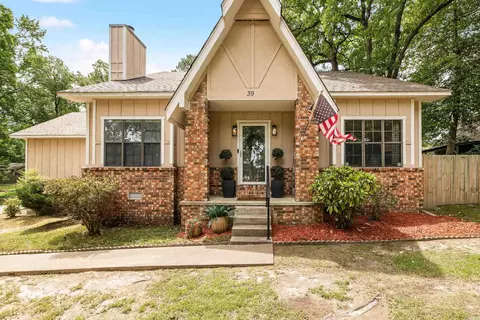 39 Bradley St, Bryant, AR 72022