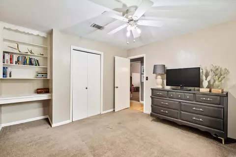 Bedroom - 39 Bradley St, Bryant, AR 72022 photo 5 of 6