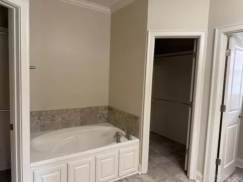 Bath - 2405 Eighteen Loop, Conway, AR 72034 photo 1 of 6