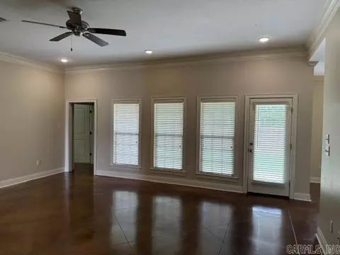 Living - 2405 Eighteen Loop, Conway, AR 72034 photo 3 of 5