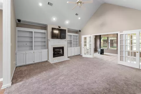 Living - 2435 Grummer Ln, Conway, AR 72034 photo 3 of 7