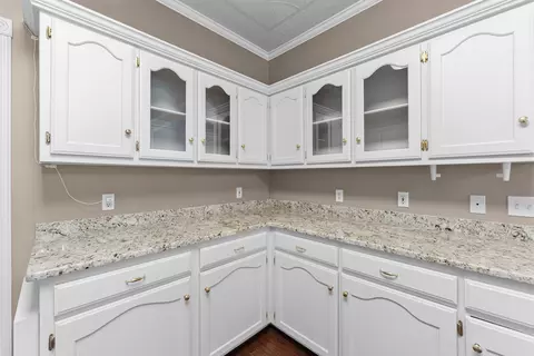 Kitchen - 2435 Grummer Ln, Conway, AR 72034 photo 4 of 4