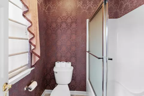 Bath - 2435 Grummer Ln, Conway, AR 72034 photo 8 of 8
