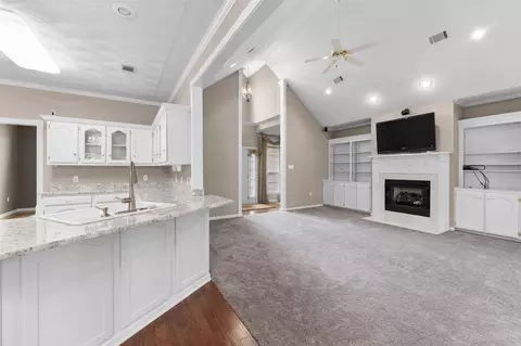 Living - 2435 Grummer Ln, Conway, AR 72034 photo 5 of 7