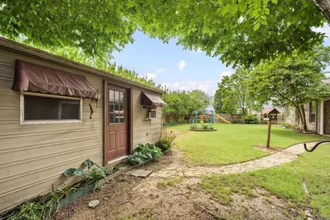 Exterior - 2435 Grummer Ln, Conway, AR 72034 photo 5 of 9