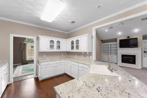 Kitchen - 2435 Grummer Ln, Conway, AR 72034 photo 1 of 3