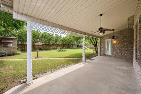 Exterior - 2435 Grummer Ln, Conway, AR 72034 photo 4 of 10