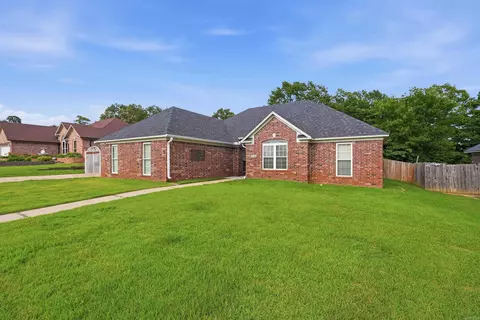 4110 Stoneybrook Dr, Bryant, AR 72022