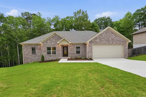 2444 Pleasant Willow Dr, Benton, AR 72015